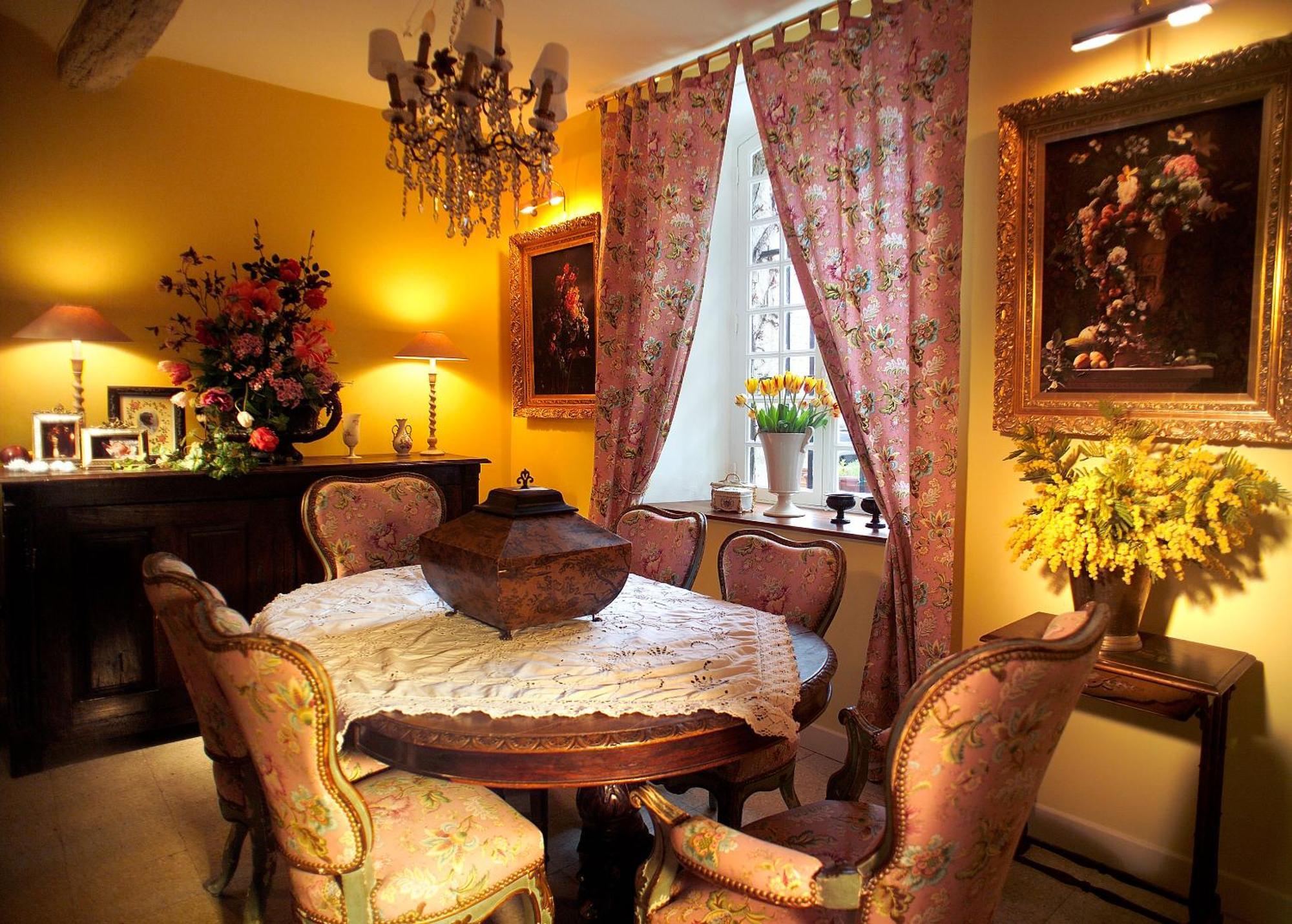 Hotel Restaurant Des Deux Rocs Seillans Dış mekan fotoğraf